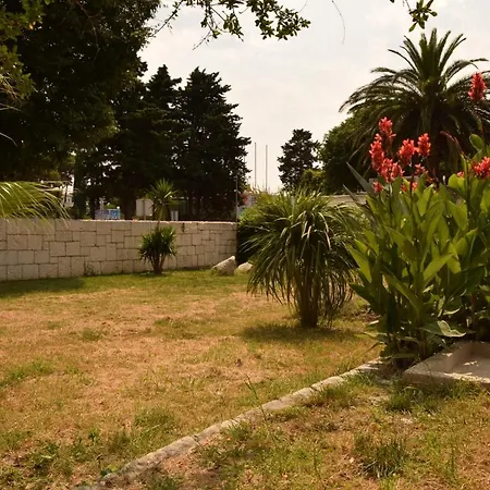 Βίλα Beach Villa At Top Location. Very Central Area Σπλιτ